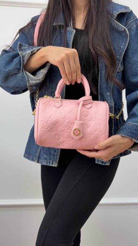 شنطة - Louis Vuitton speedy / شامل علبة الشركة